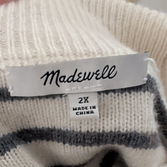 Madewell Cream and Gray Striped Turtleneck Sweater - Picture 5 of 7